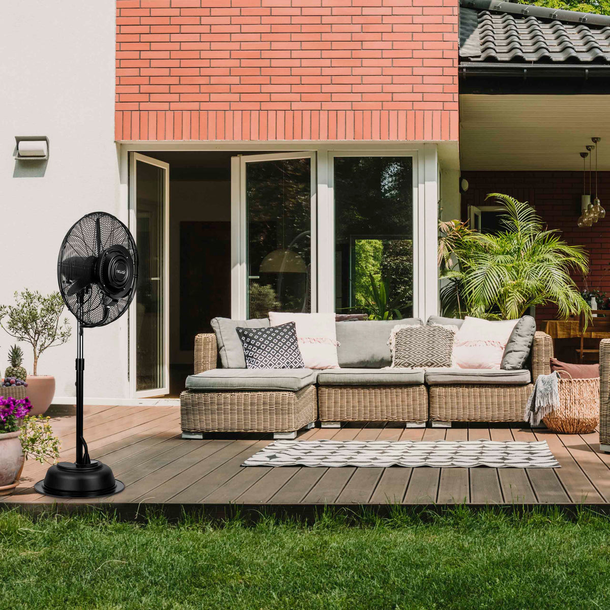 Newair® 24" Pedestal Misting Fan