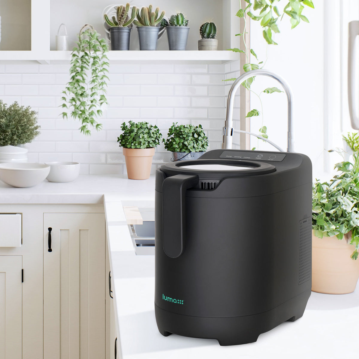 Luma® Kitchen Composter, 2.5L Capacity, Odorless Indoor Use