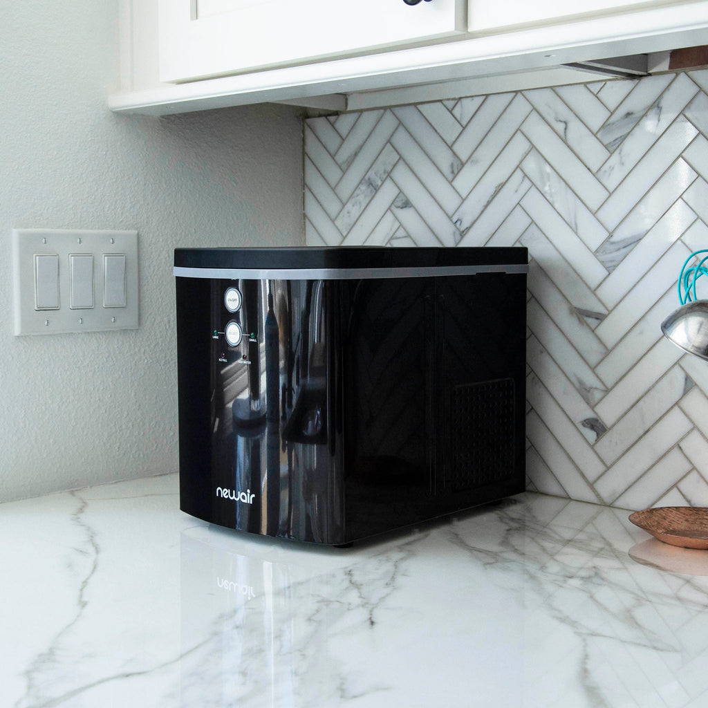Newair® Countertop Ice Maker. Bullet Ice, 33 lbs/day - Black