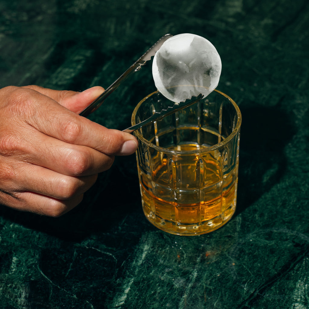 Newair® Countertop Whiskey Ice Ball Maker 32 Ice Spheres / 24 Hours