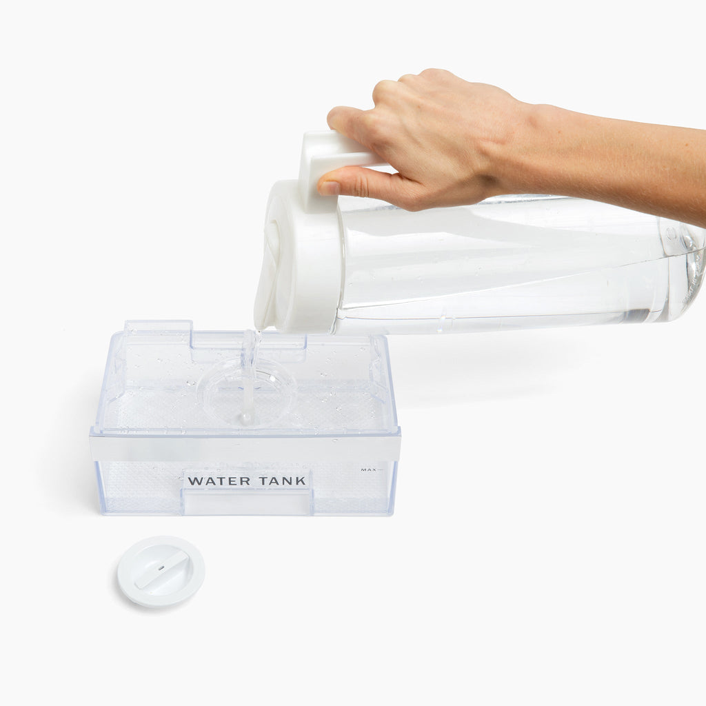 Newair® Countertop Whiskey Ice Ball Maker 32 Ice Spheres / 24 Hours