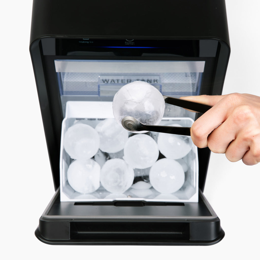 Newair® Countertop Whiskey Ice Ball Maker 32 Ice Spheres / 24 Hours